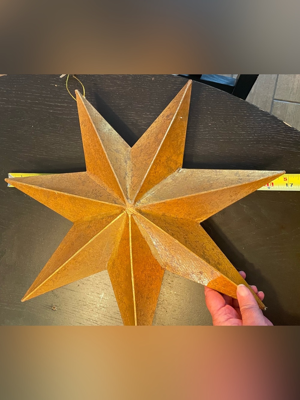Gold paper star - Picture 6 of 8